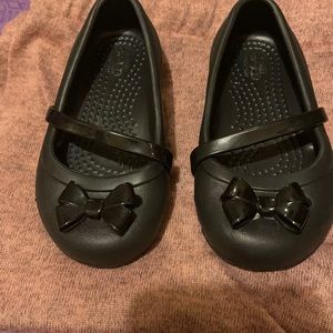Flat Crocs Mary Jane with bow color black